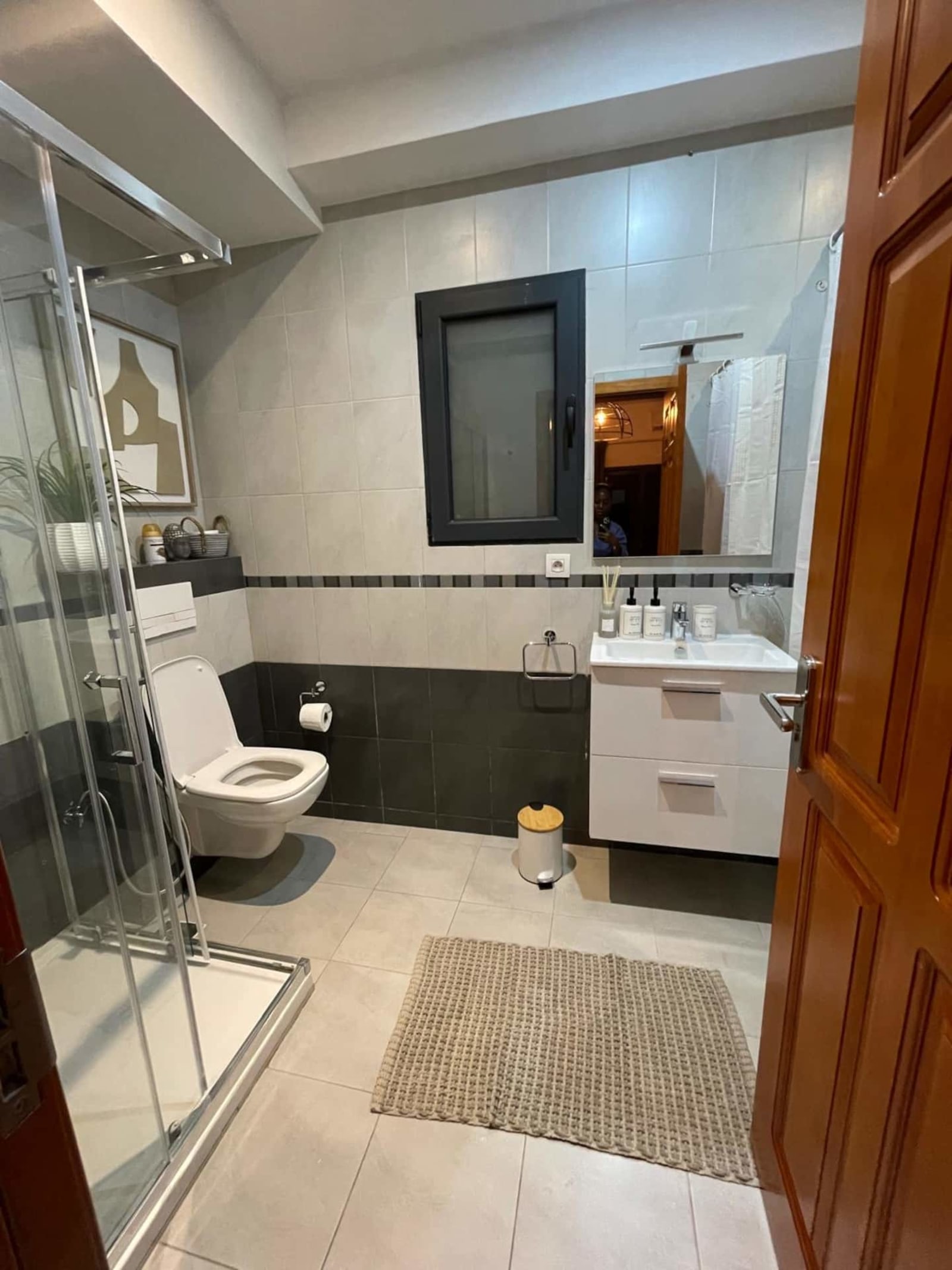 Gombe — appartement 3 chambres avec piscine, sauna et salle de sport — photo 8