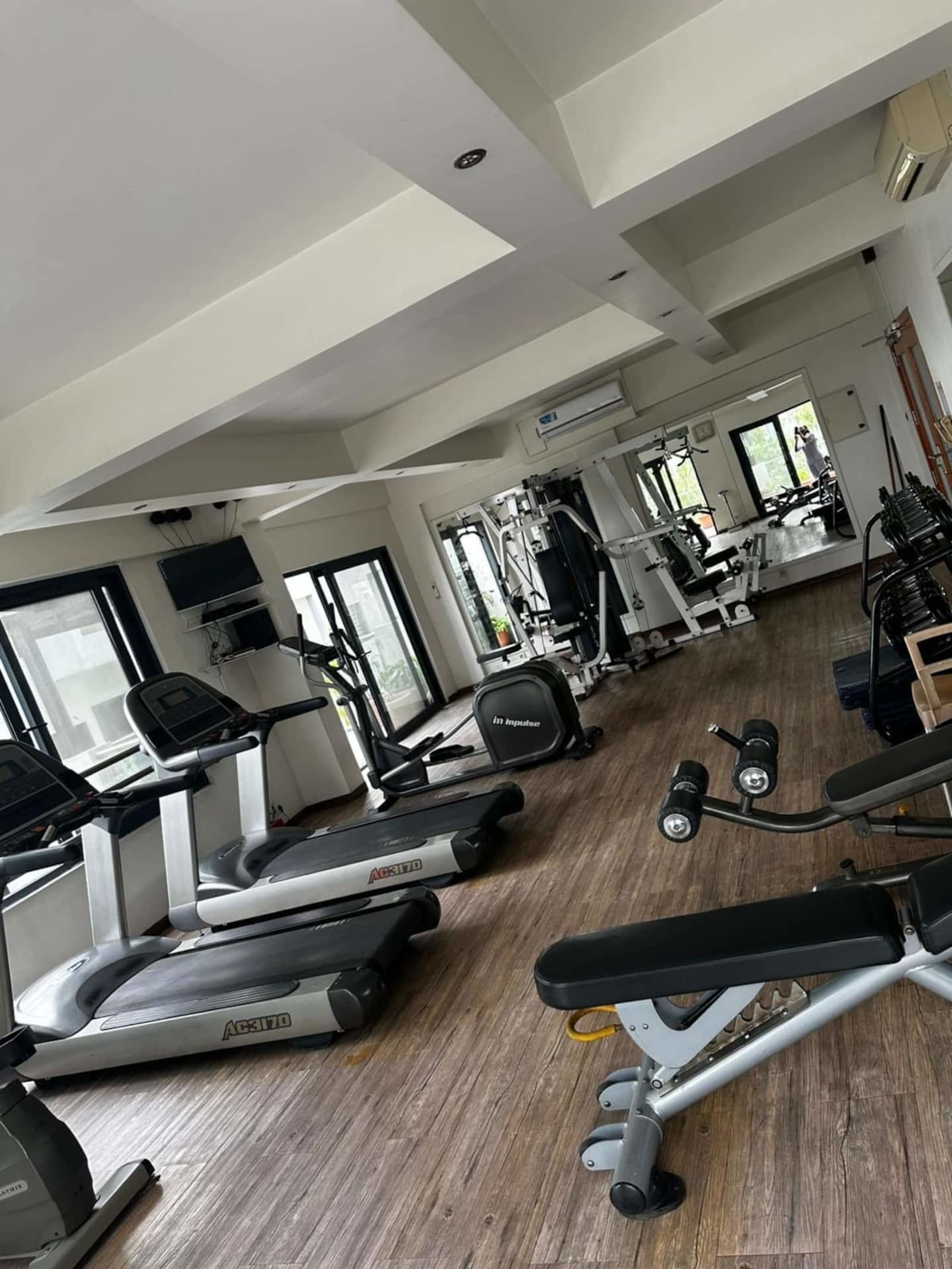 Gombe — appartement 3 chambres avec piscine, sauna et salle de sport — photo 14