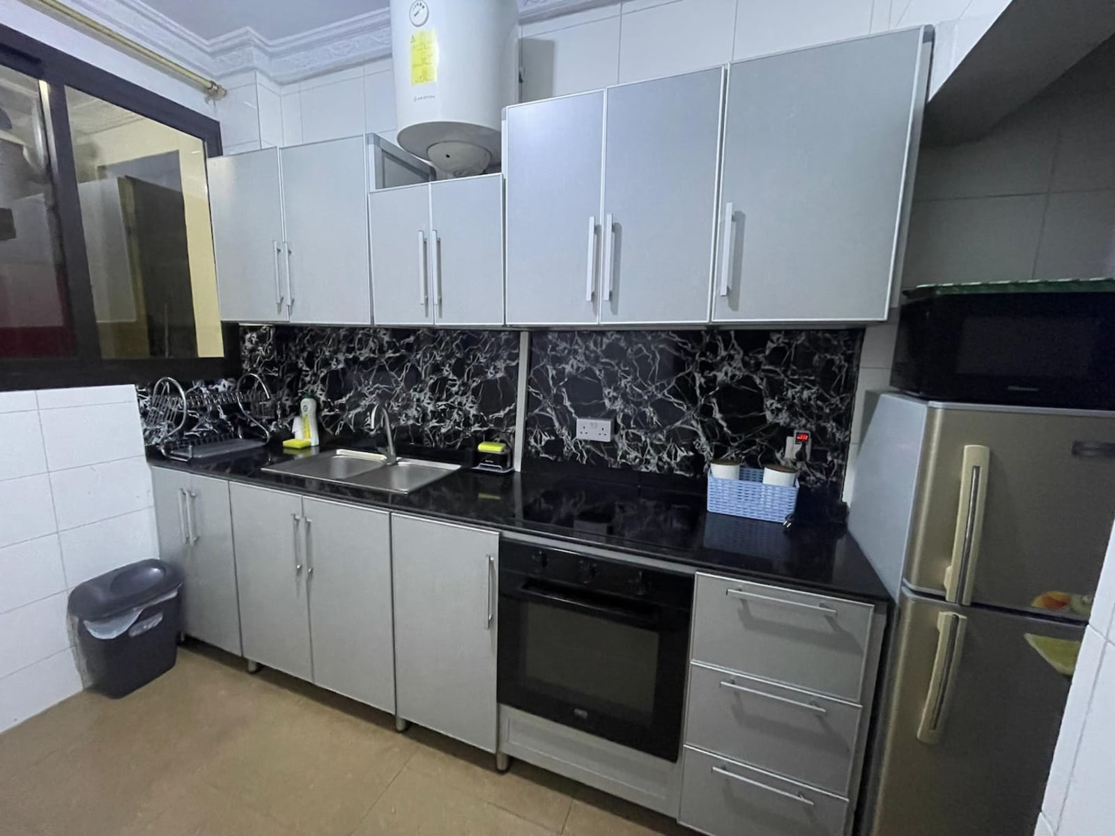 Gombe — appartement 2 chambres avec ascenseur et agent de sécurité — photo 14