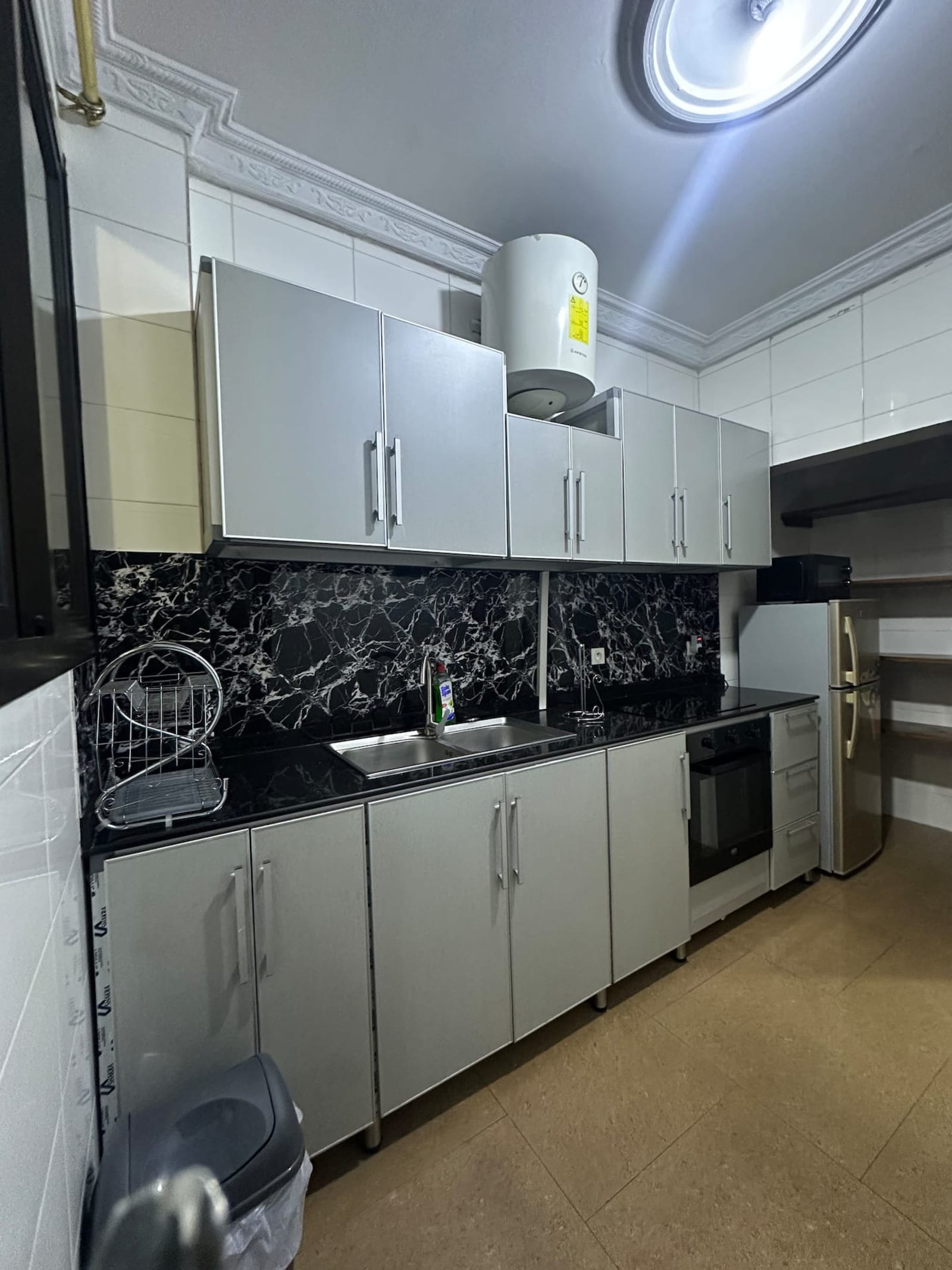 Gombe — appartement 2 chambres avec ascenseur et agent de sécurité — photo 10