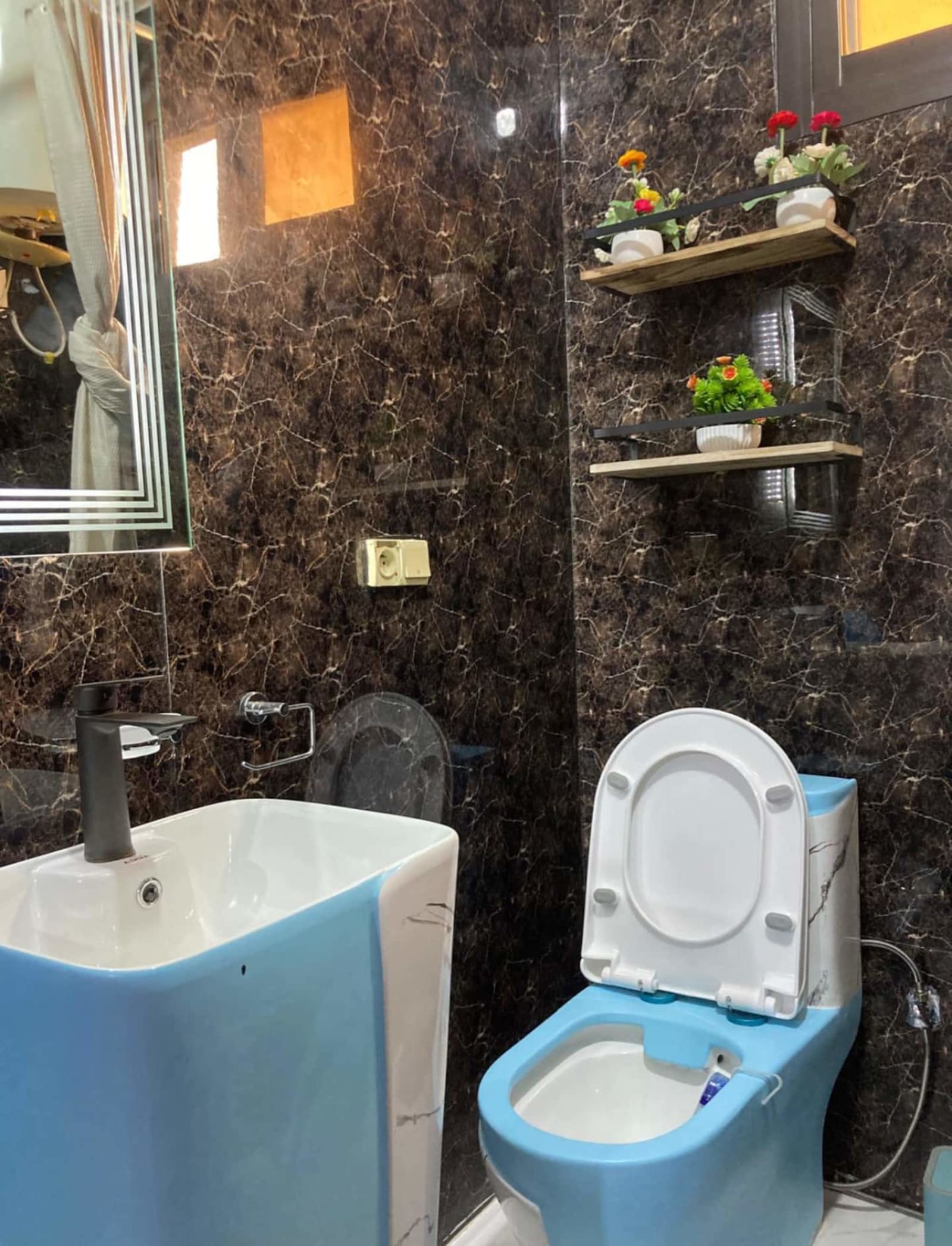 Gombe — appartement 2 chambres avec ascenseur et agent de sécurité — photo 24