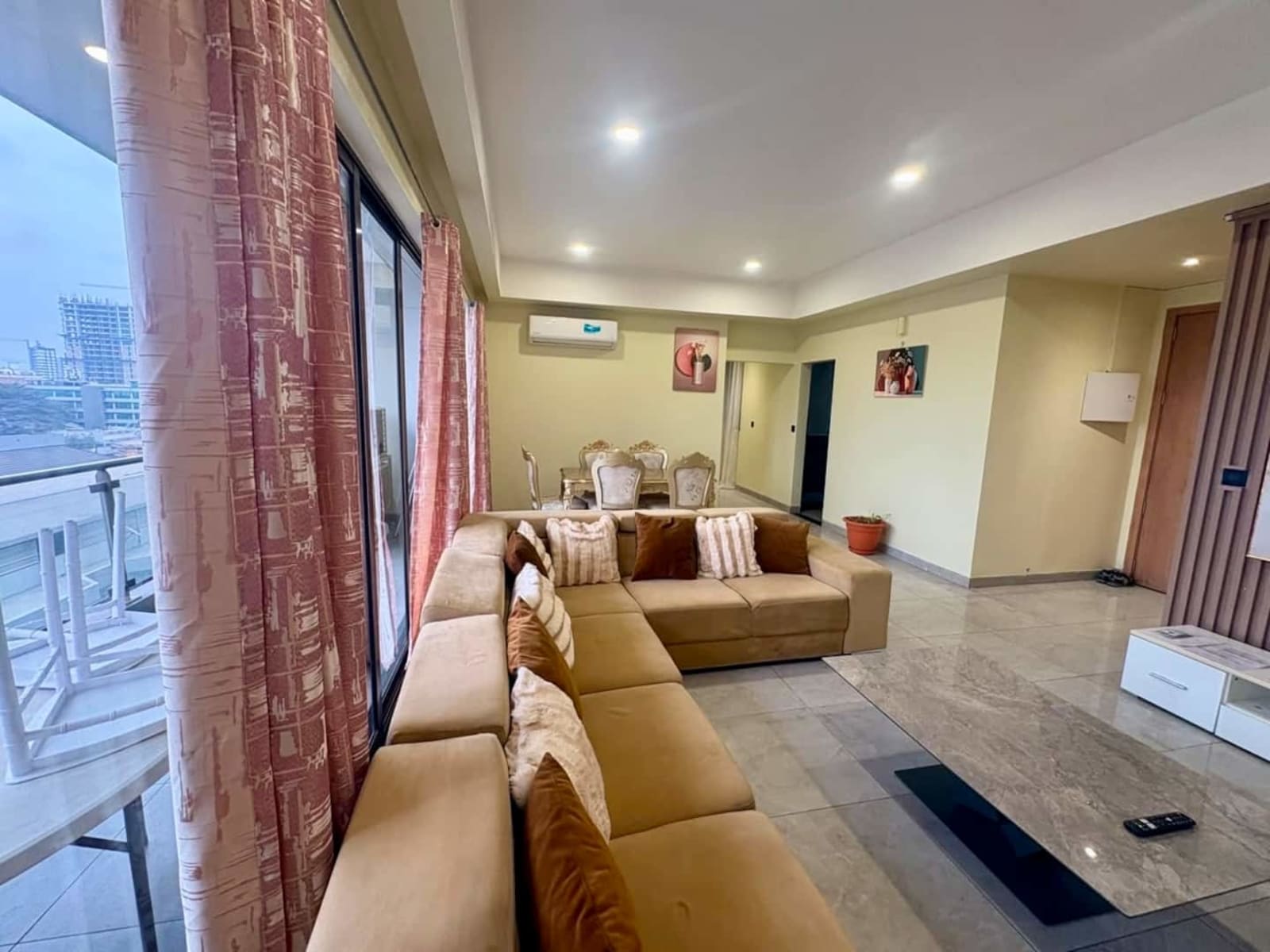 Gombe — appartement trois suites avec piscine et salle de sport — photo 7