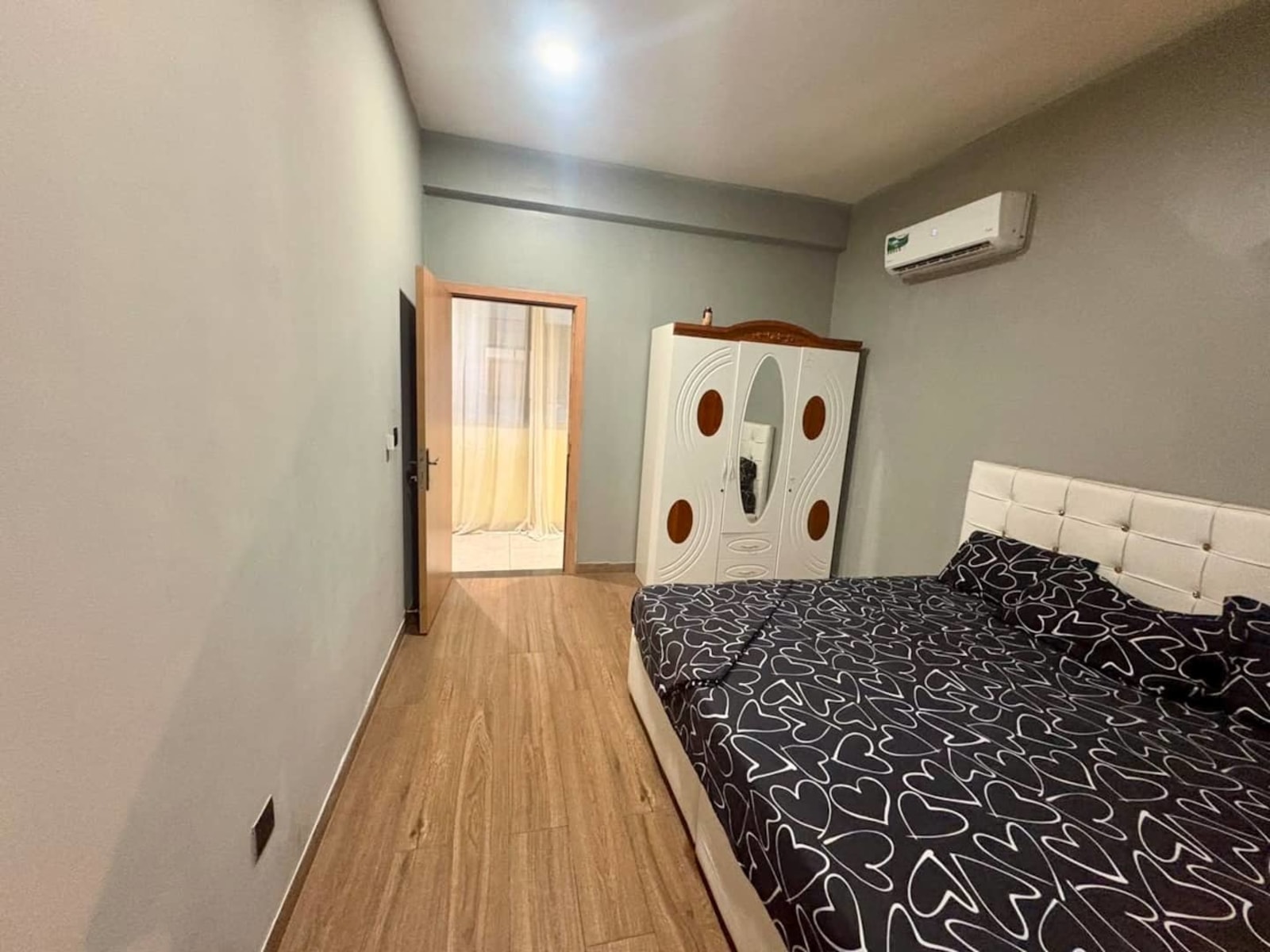 Gombe — appartement trois suites avec piscine et salle de sport — photo 24