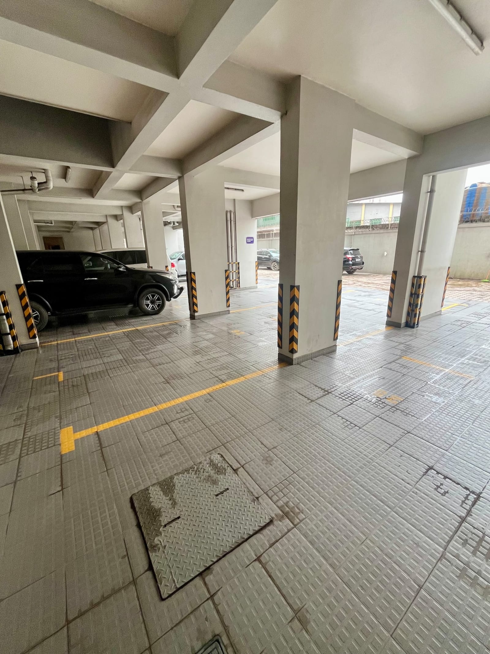Gombe — appartement trois suites avec piscine et salle de sport — photo 33