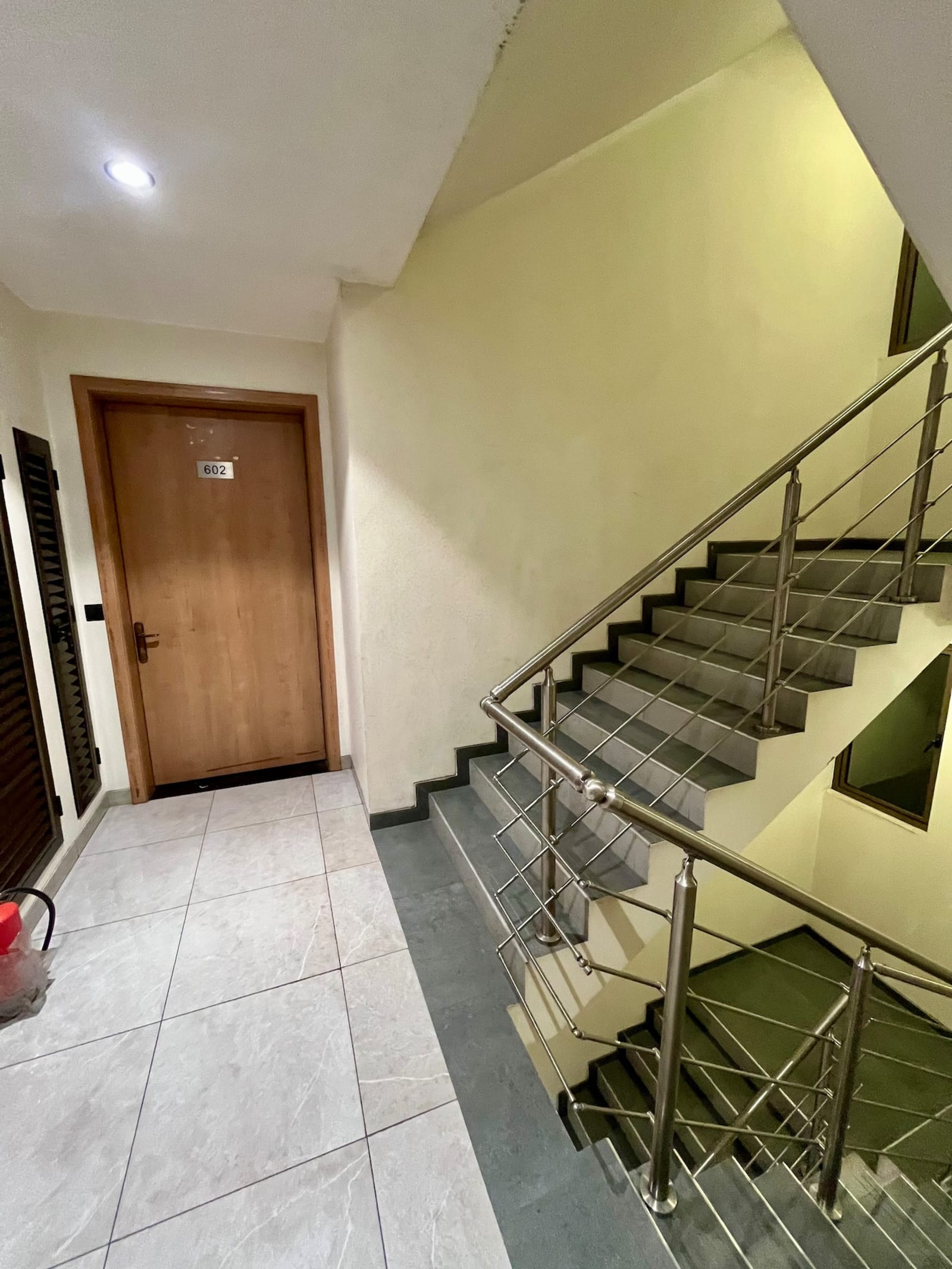 Gombe — appartement trois suites avec piscine et salle de sport — photo 37