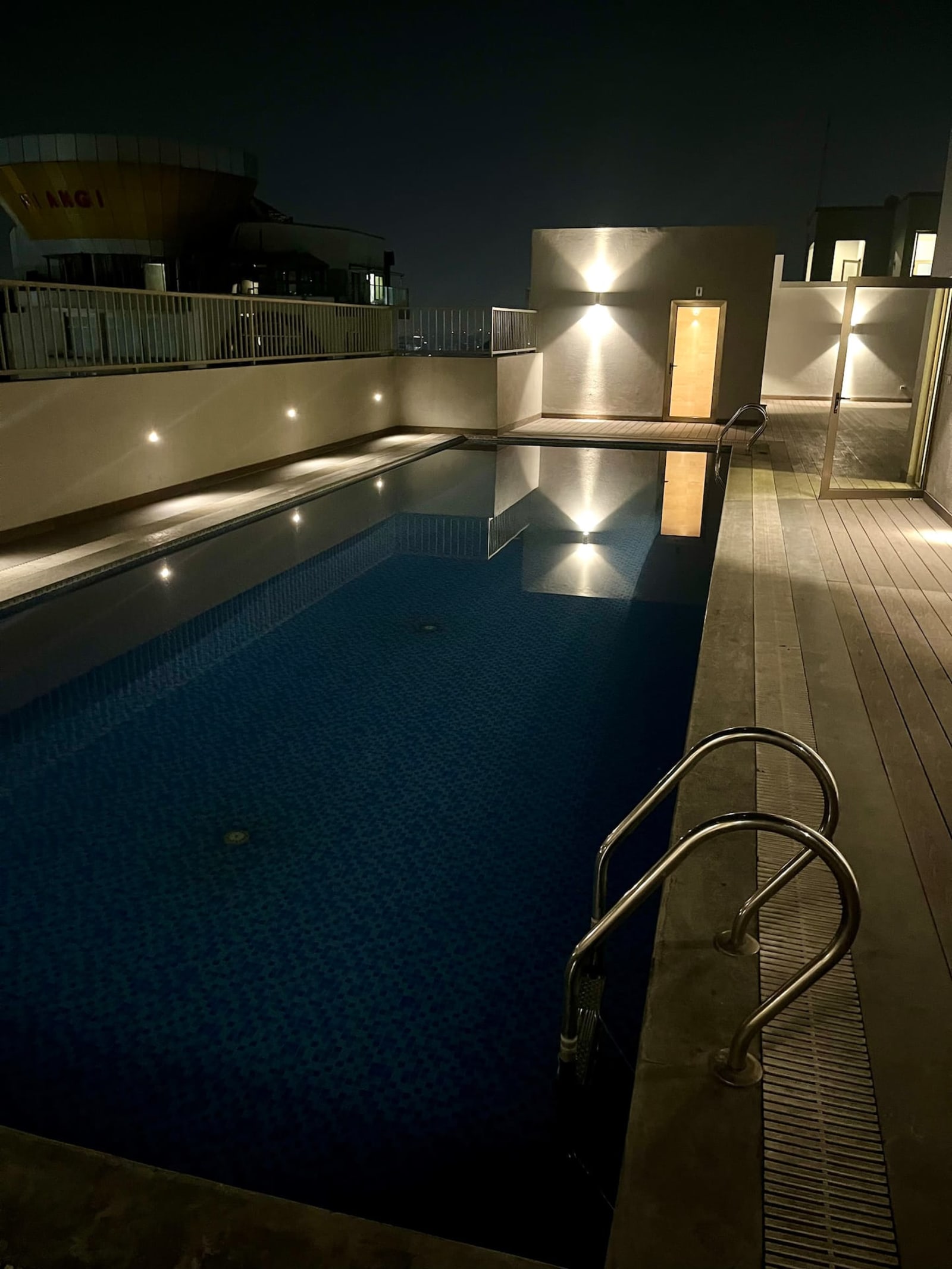 Gombe — appartement trois suites avec piscine et salle de sport — photo 41