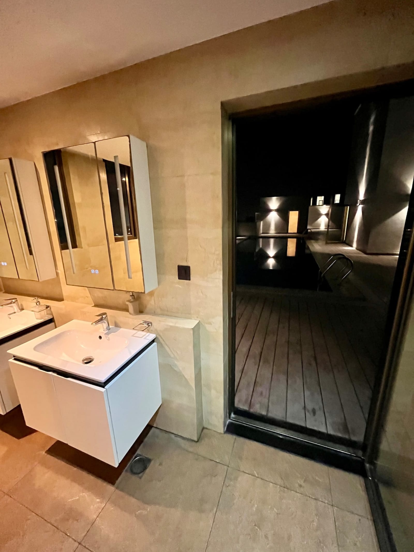 Gombe — appartement trois suites avec piscine et salle de sport — photo 42