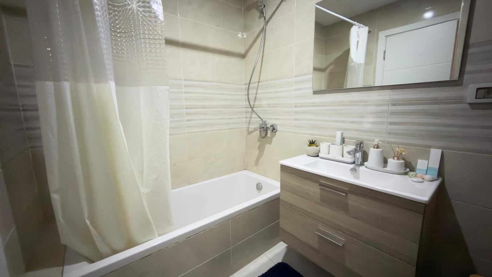 Gombe — Appartement 2 chambres, vue fleuve, piscine sur le toit — photo 39