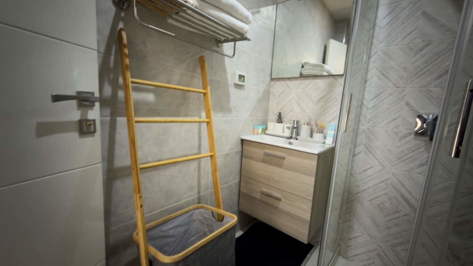 Gombe — Appartement 2 chambres, vue fleuve, piscine sur le toit — photo 44