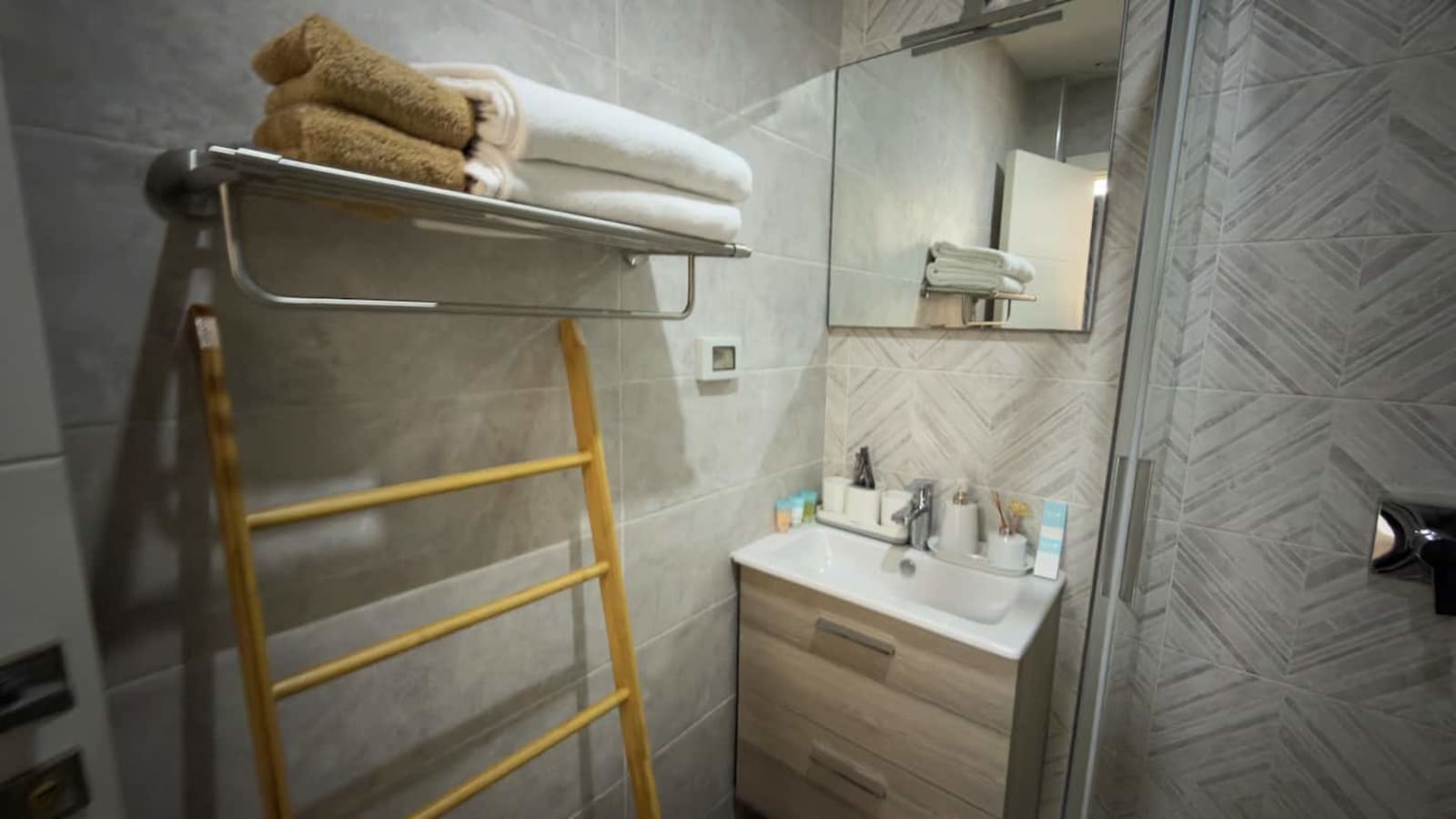Gombe — Appartement 2 chambres, vue fleuve, piscine sur le toit — photo 46