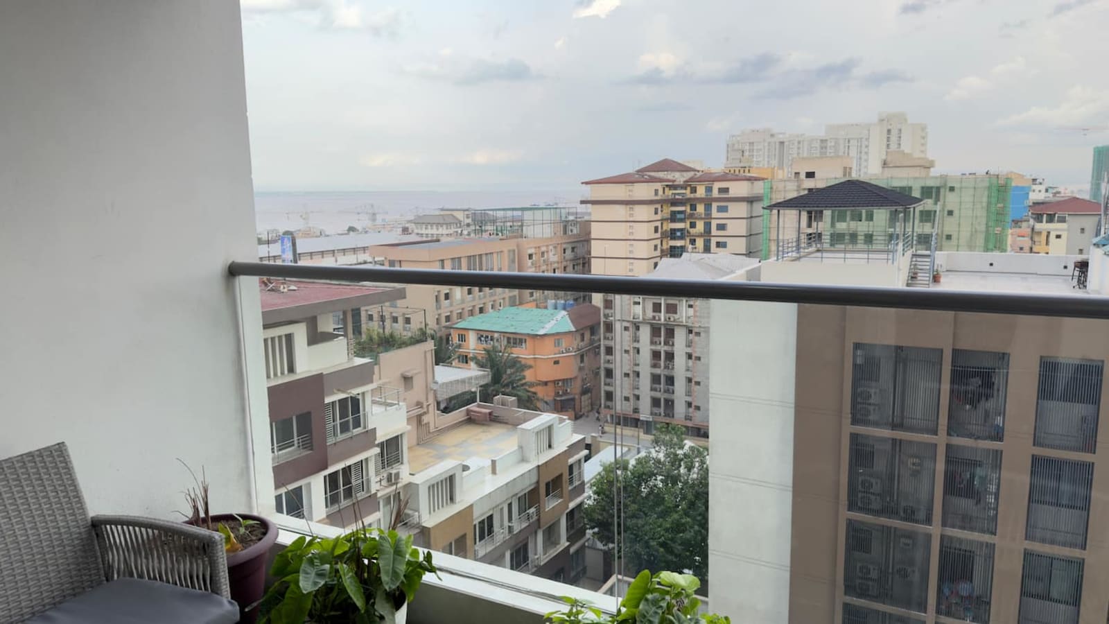 Gombe — Appartement 2 chambres, vue fleuve, piscine sur le toit — photo 50