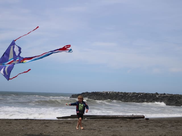 Cap Malheureux Kitesurf : Spot Paradisiaque Face au Coin de Mire