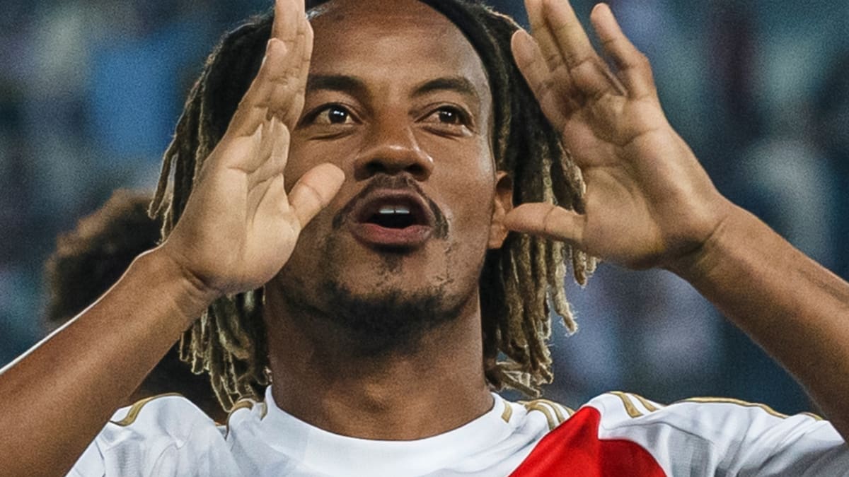 Carrillo convocado para seleção Peruana