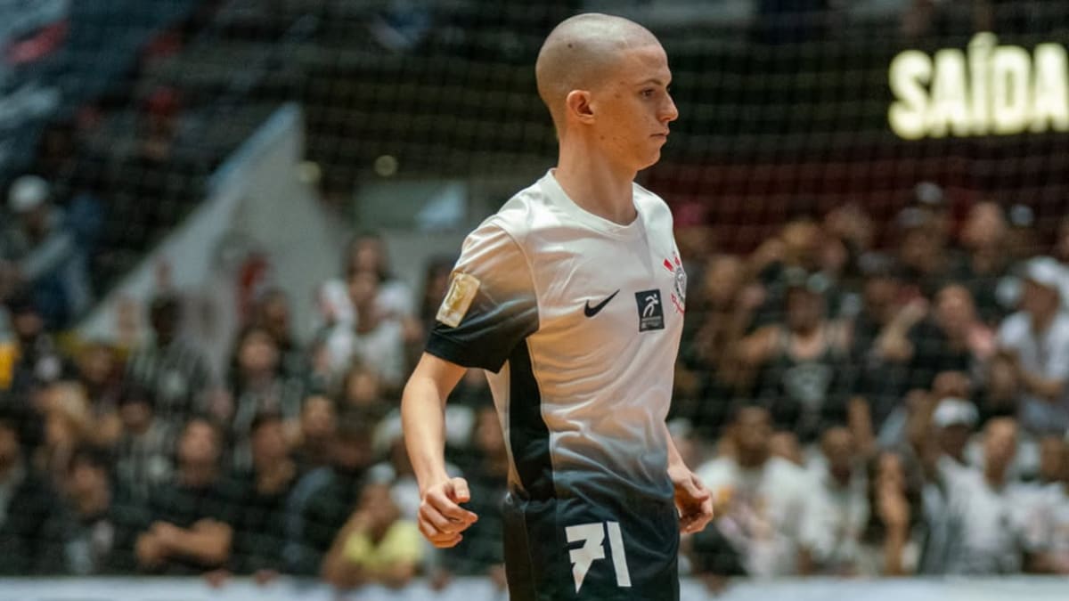 Lucas Morales se despede do Corinthians