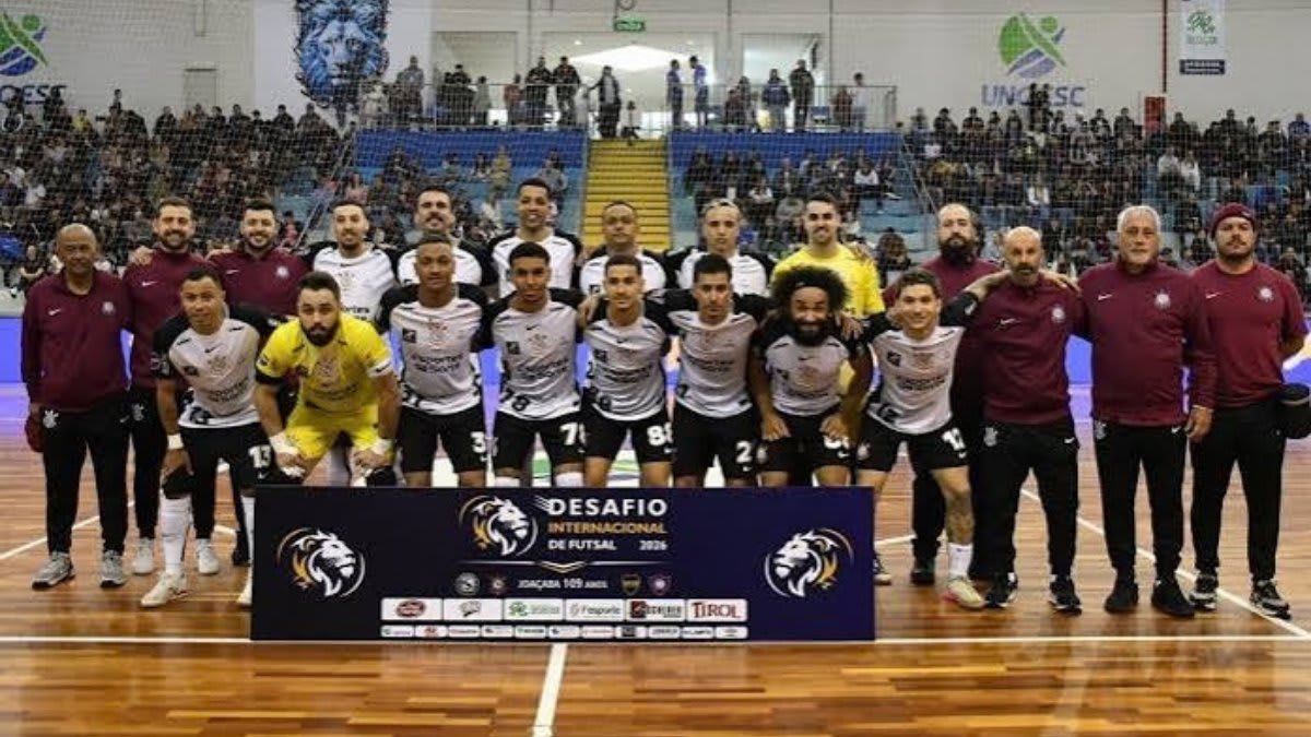 Corinthians fica com o vice em desafio internacional