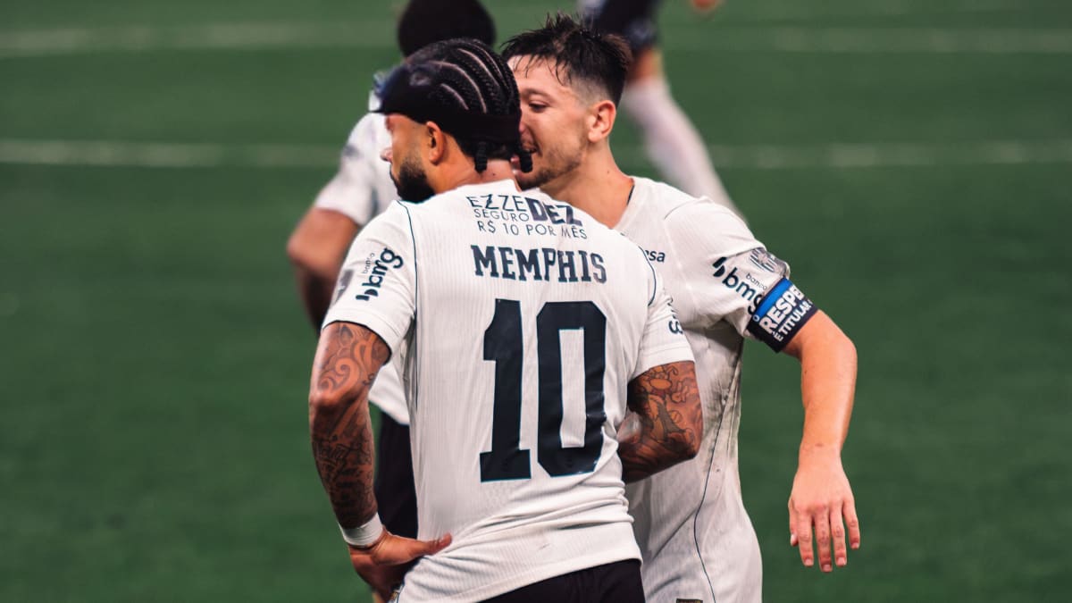 Corinthians perde para o Internacional e chega a sete derrotas seguidas no Brasileirão