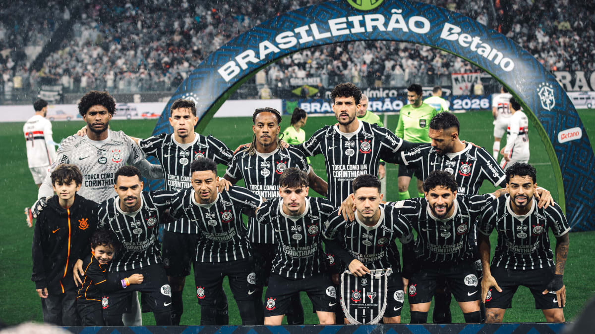 Crise no Corinthians: elenco quer blindar vestiário e aumenta distância de Stabile