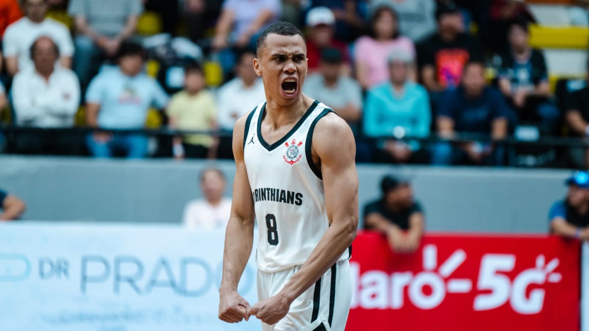Corinthians vence a primeira no NBB