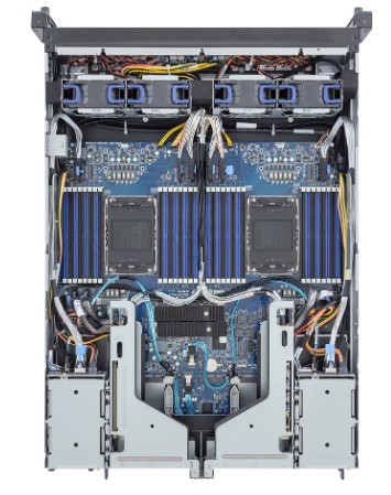 Gigabyte E284-S90-AAJ1 Edge Server - Intel® Xeon® 6 Processors - 2U DP 4-Bay Gen5 NVMe/SATA/SAS-4 - 3