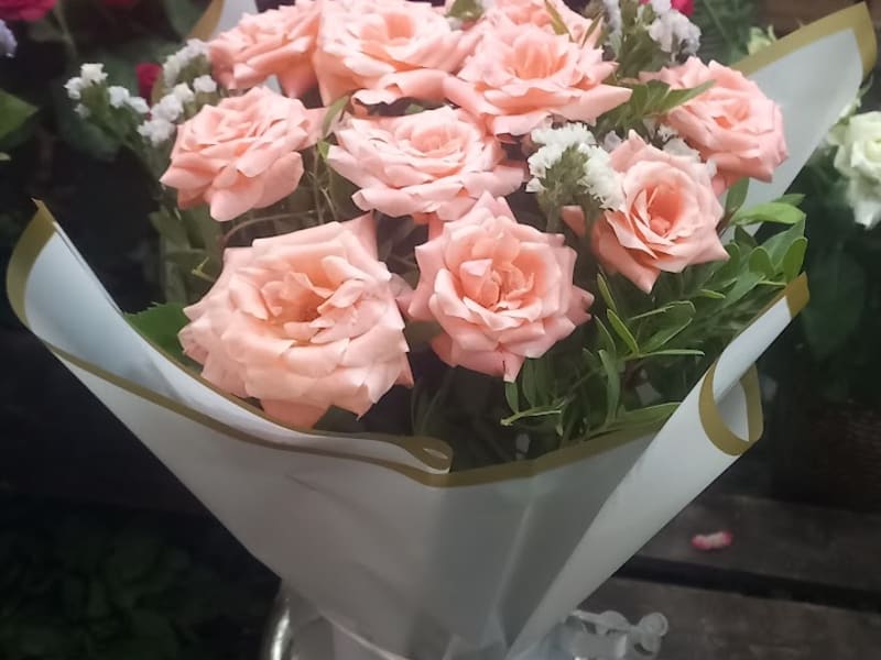 Fleuriste LayaTanger بيع الورد الطبيعي photo 5