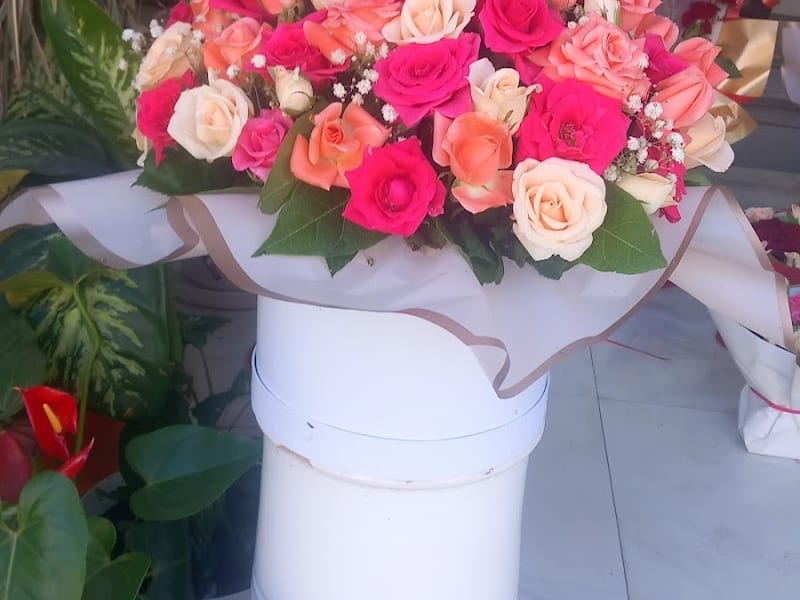 Fleuriste LayaTanger بيع الورد الطبيعي photo 6