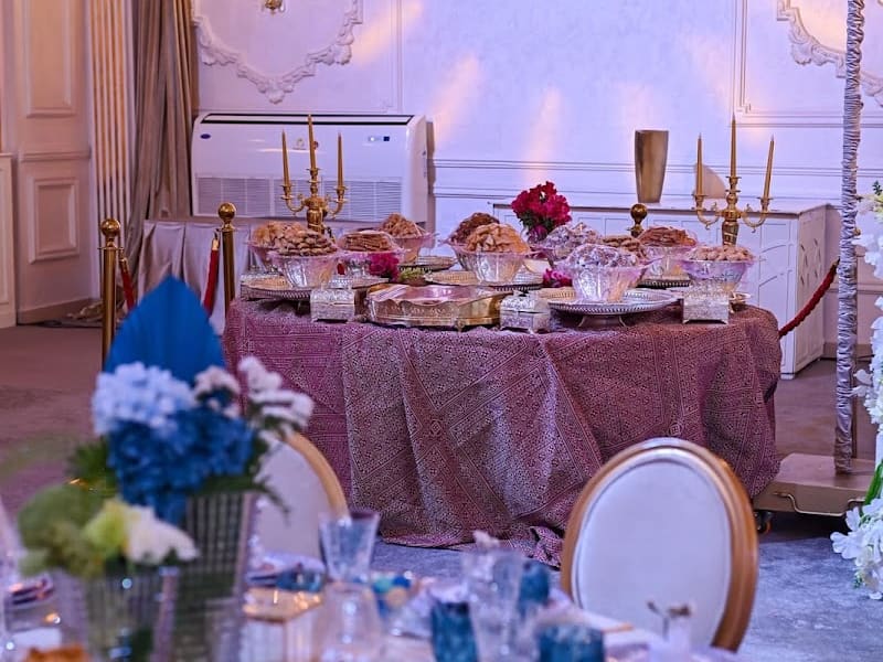 Golden White Palace photo 2