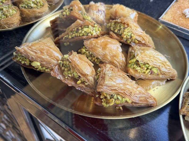 Les delices Nour Cham حلويات نور الشام photo 2