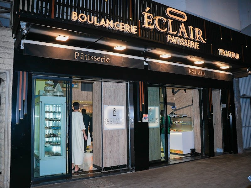 Éclair Pâtisserie photo 5