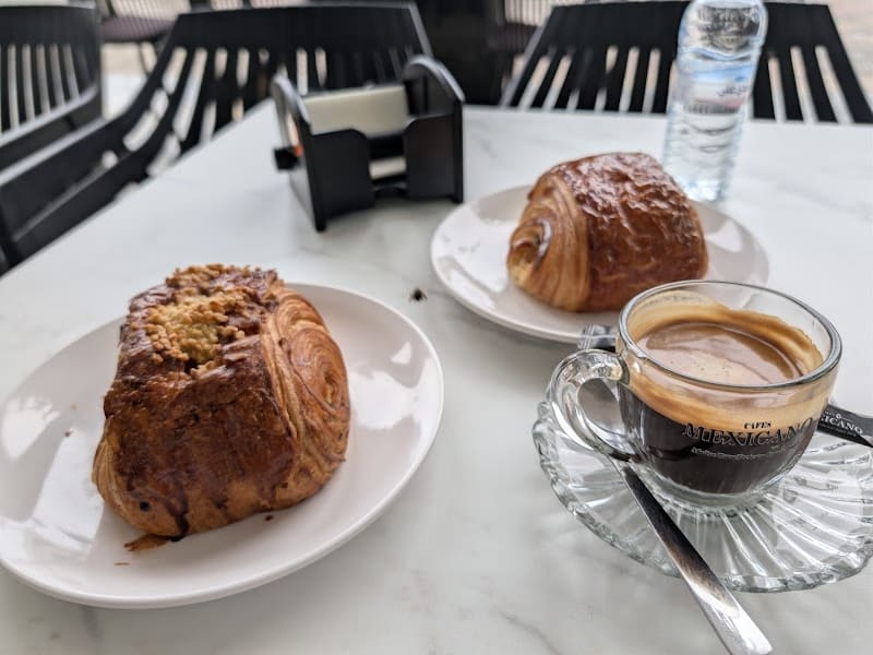 El Faleh Pastry photo 2