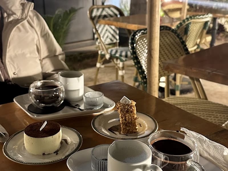 Lily Gourmet photo 5