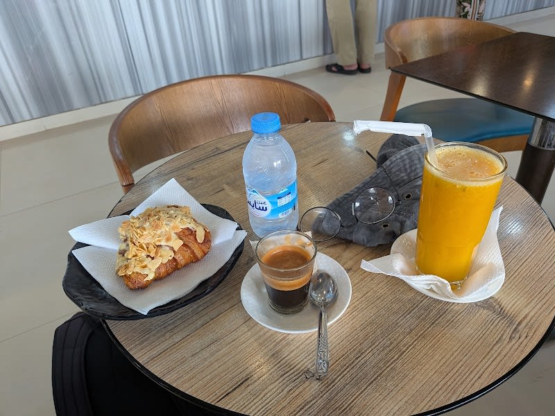 Himmi Café Boulangerie photo 4