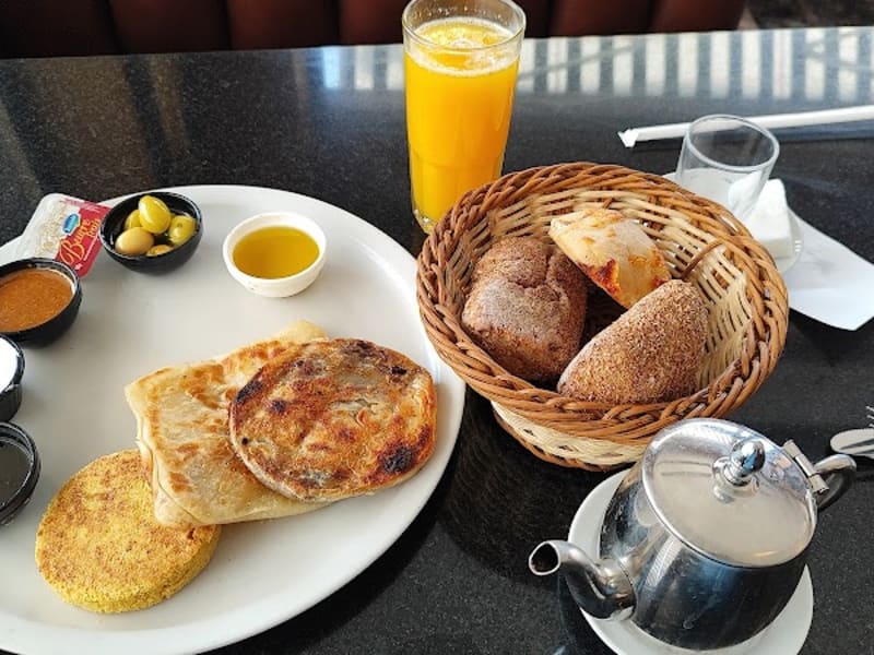 Tafarnout : Café, Restaurant, Boulangerie, Pâtisserie & Pizzeria photo 4