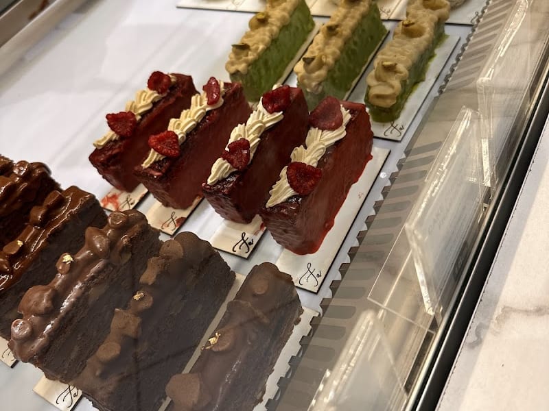 El Faleh Pastry - Pâtisserie & Vienoisserie photo 3