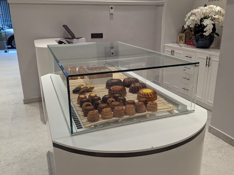 Lahlou & Co photo 6