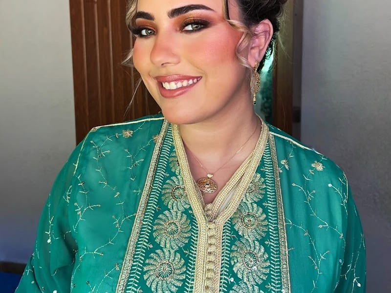 Makeup Artist Hiba photo 4