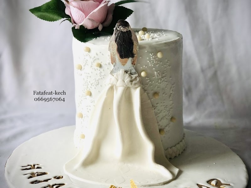 Luxury Wedding Cake Décor photo 2