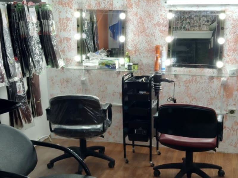 MAISON DE LA SAPE COUTURE ET COIFFURE HOMME FEMME ET ENFANTS photo 3