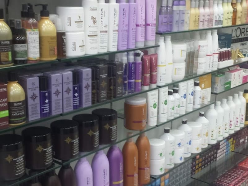 Boutique des produits Cosmétiques photo 2