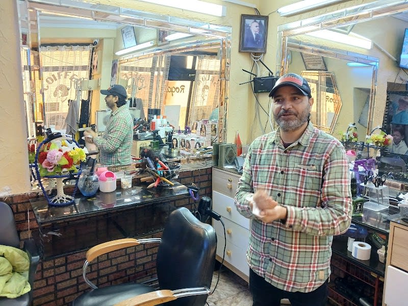 Salon Royal De Coiffure photo 2