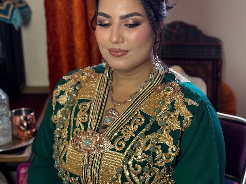 Makeup artist marrakech photo 2