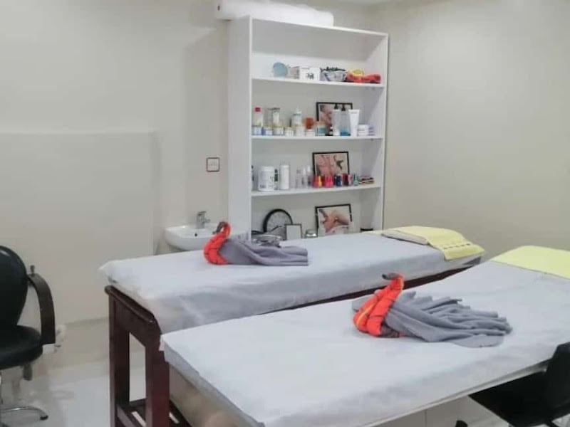 MH massage beauty salon photo 6
