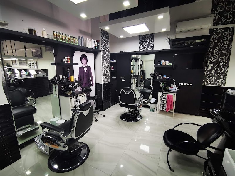 Salon Modelo de Coiffure & Ésthetique photo 3
