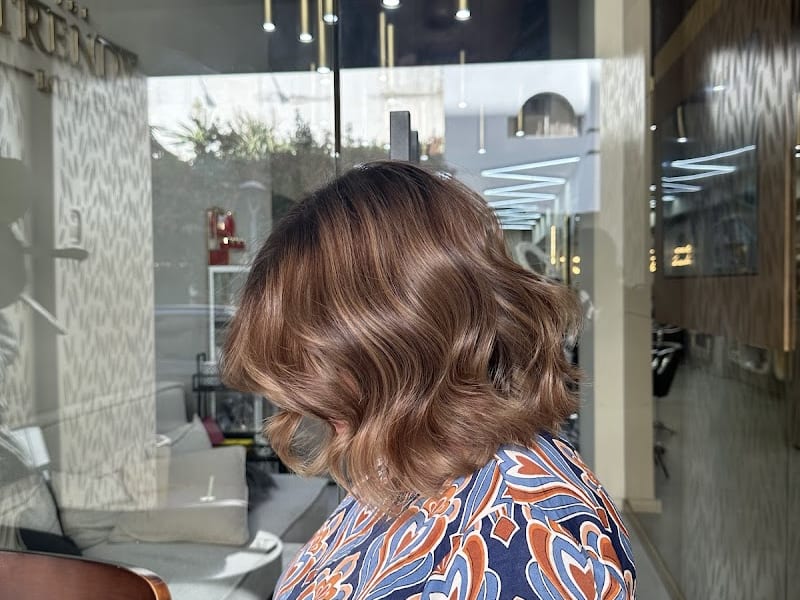 The Trendy Lounge - Salon de Coiffure, Beauté & Bien-être - Anfa racine - Casablanca photo 5