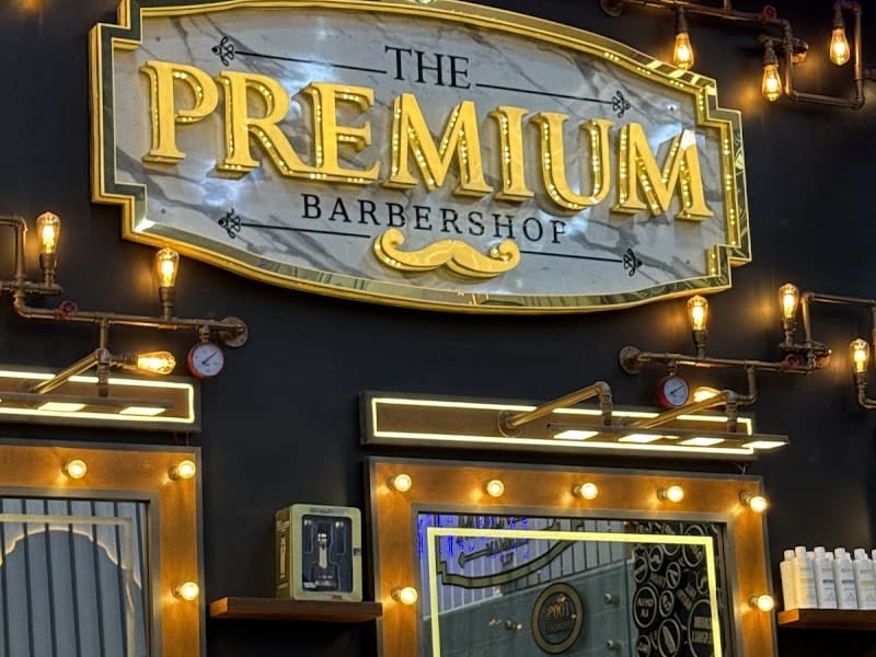 The Barbershop Premium - Casablanca photo 3