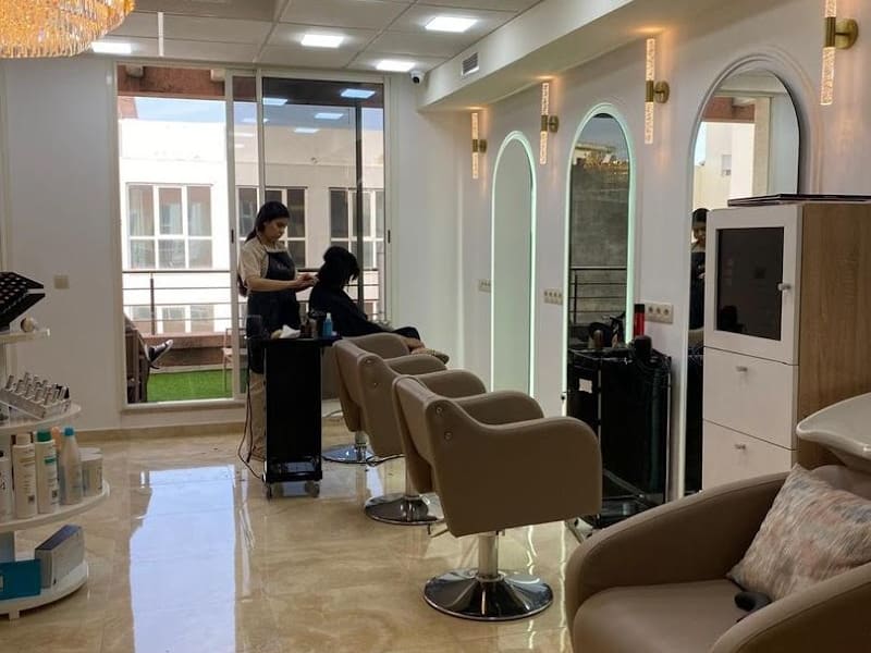 Lady’s Only - Meilleur Centre de Beauté à Tanger - Salon de coiffure 100% Femme مركز خاص بتجميل النساء والعرائس photo 6