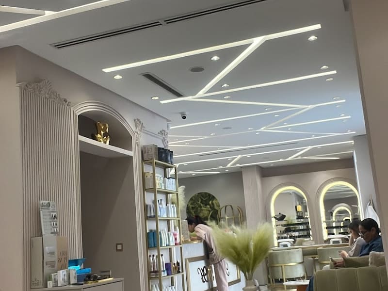 Nouha nh Luxury bridal house photo 5
