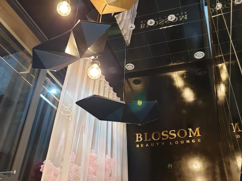 BLOSSOM Beauty Lounge photo 3