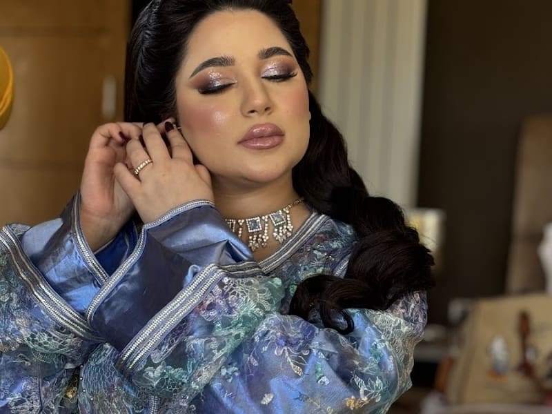Zineb Tazi Makeup Artist photo 2