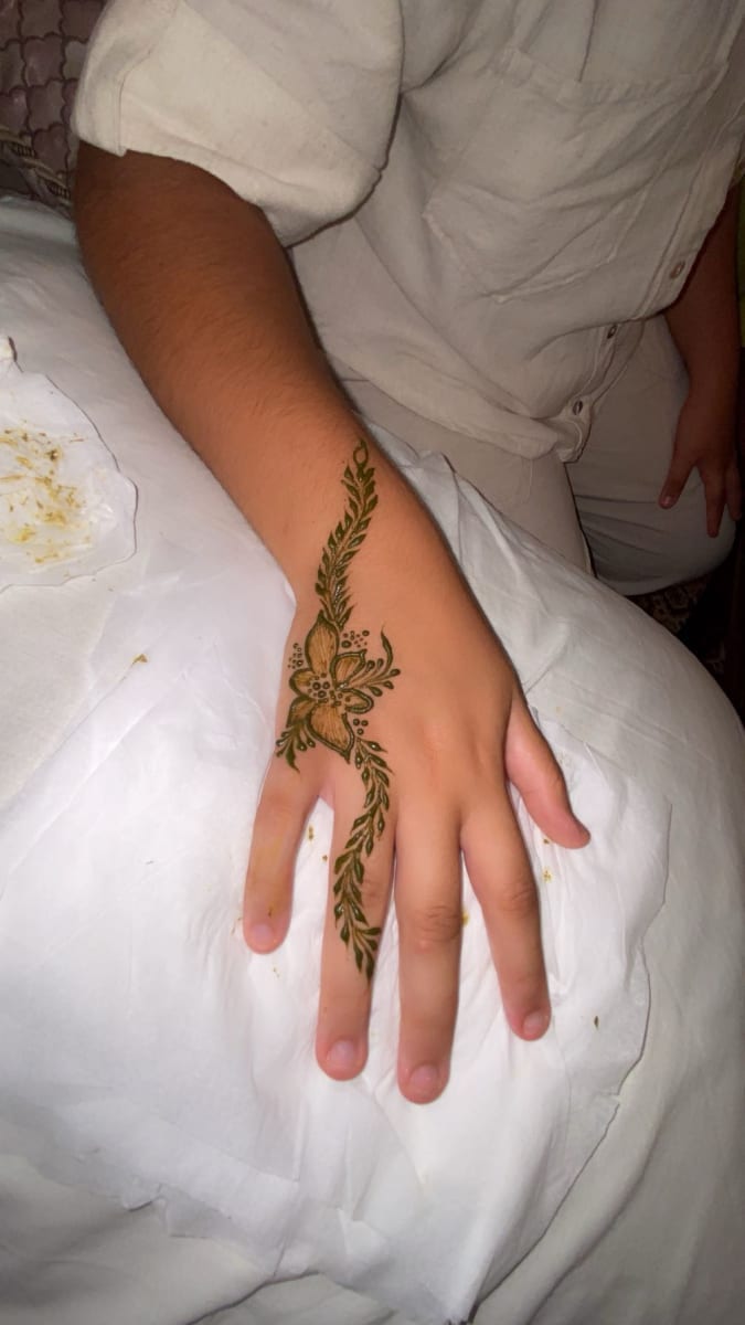 Henna farah