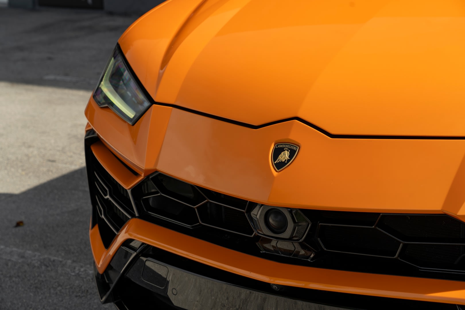 2021 Lamborghini Urus - Thumbnail 5